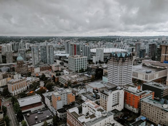 A picture of the Vancouver skyline during Winter.